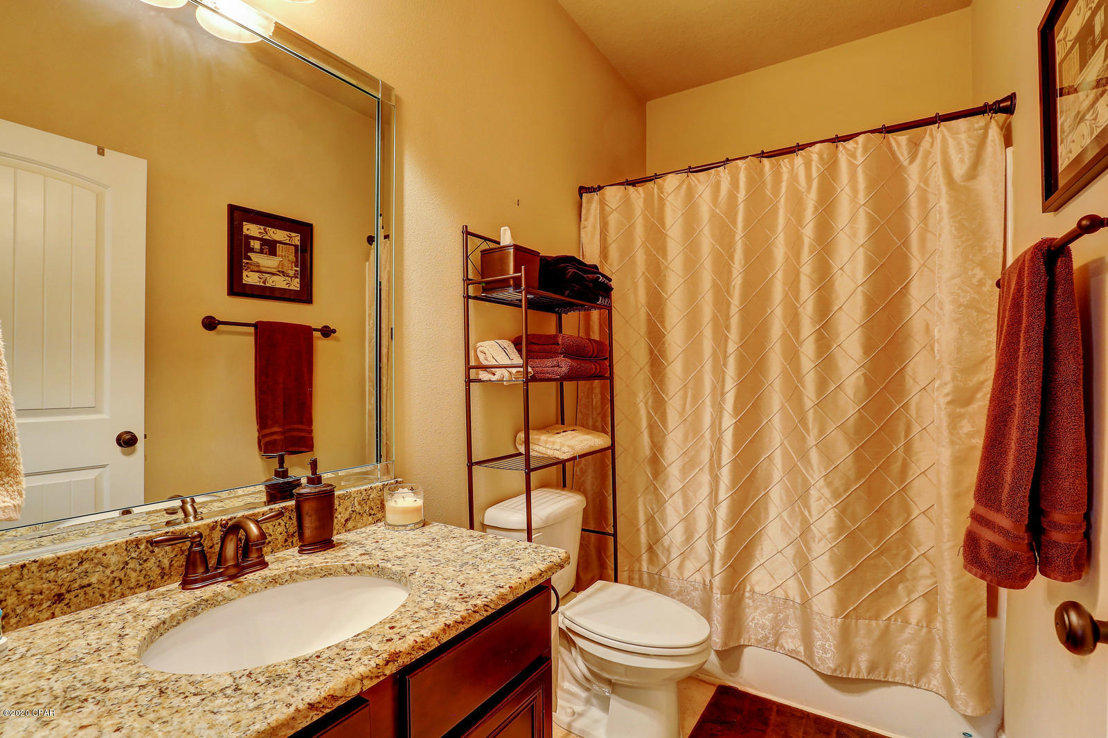 Lake Merial - Residential