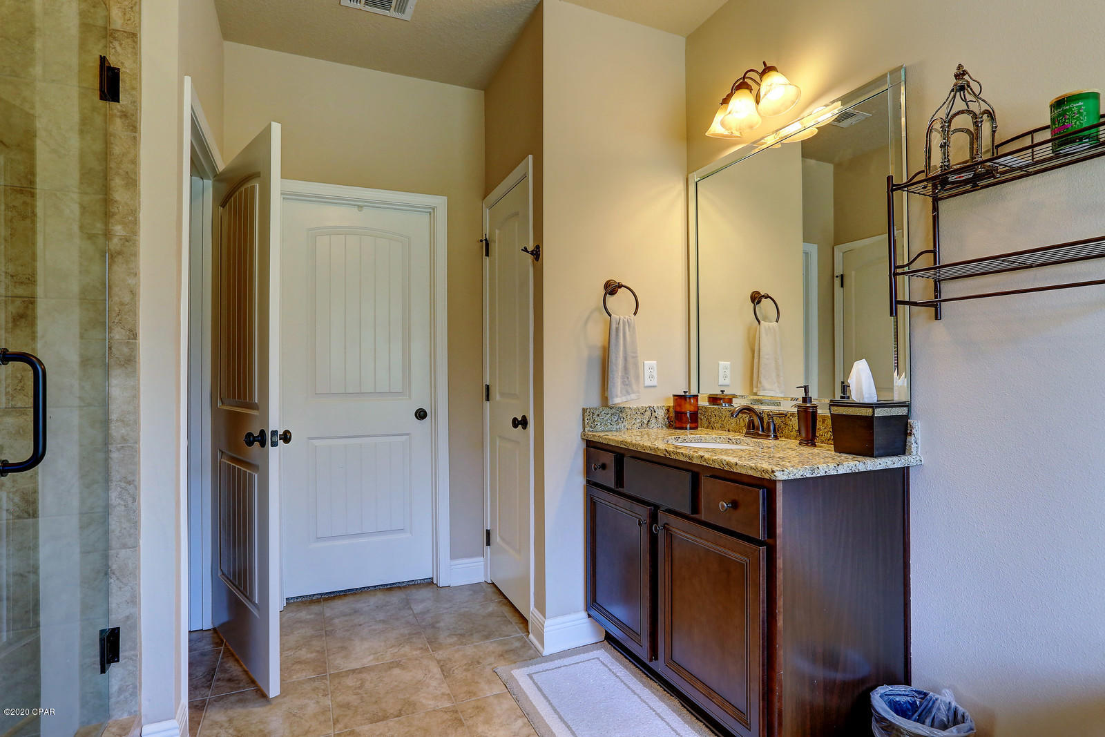 Lake Merial - Residential