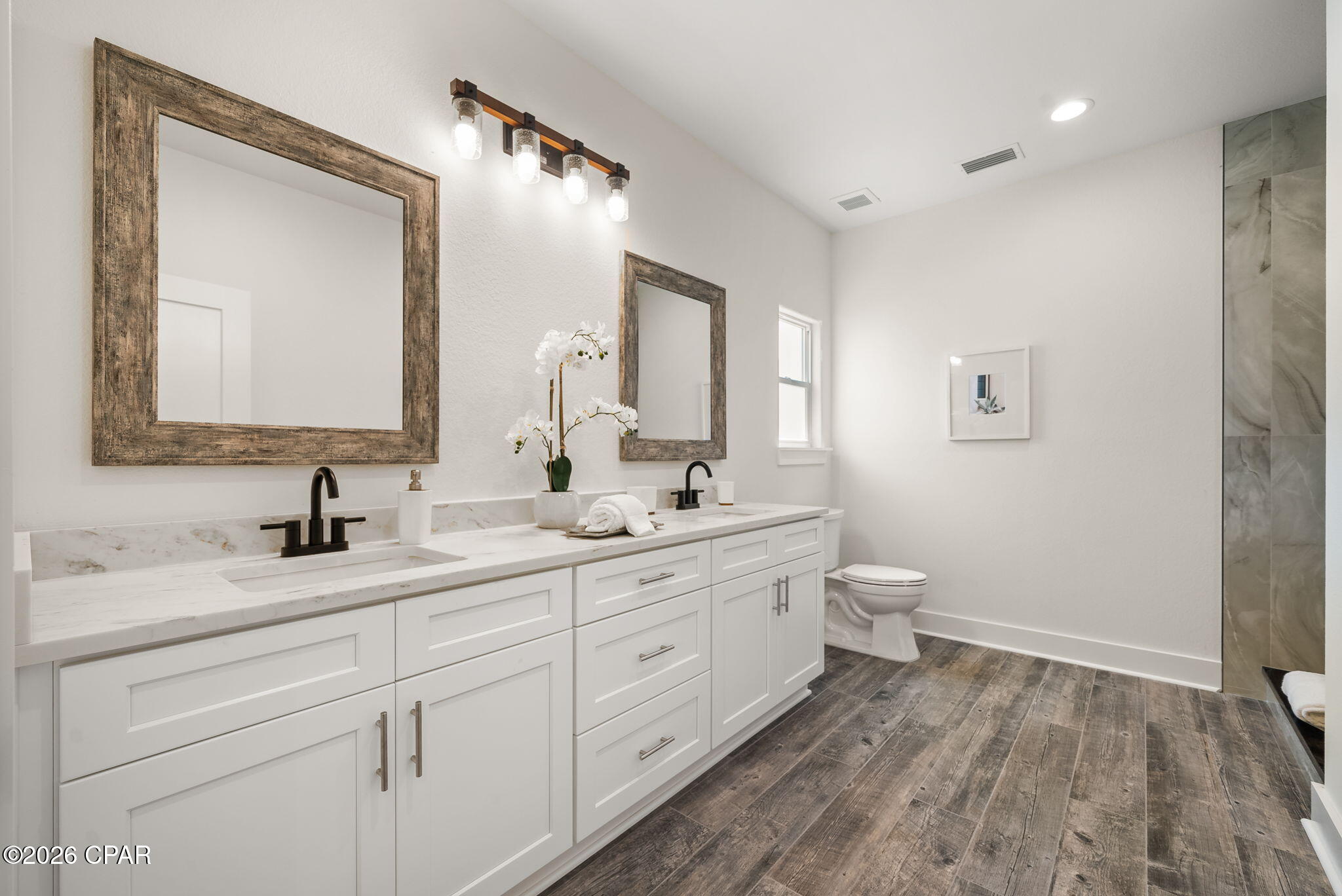 Laguna Haven - Residential