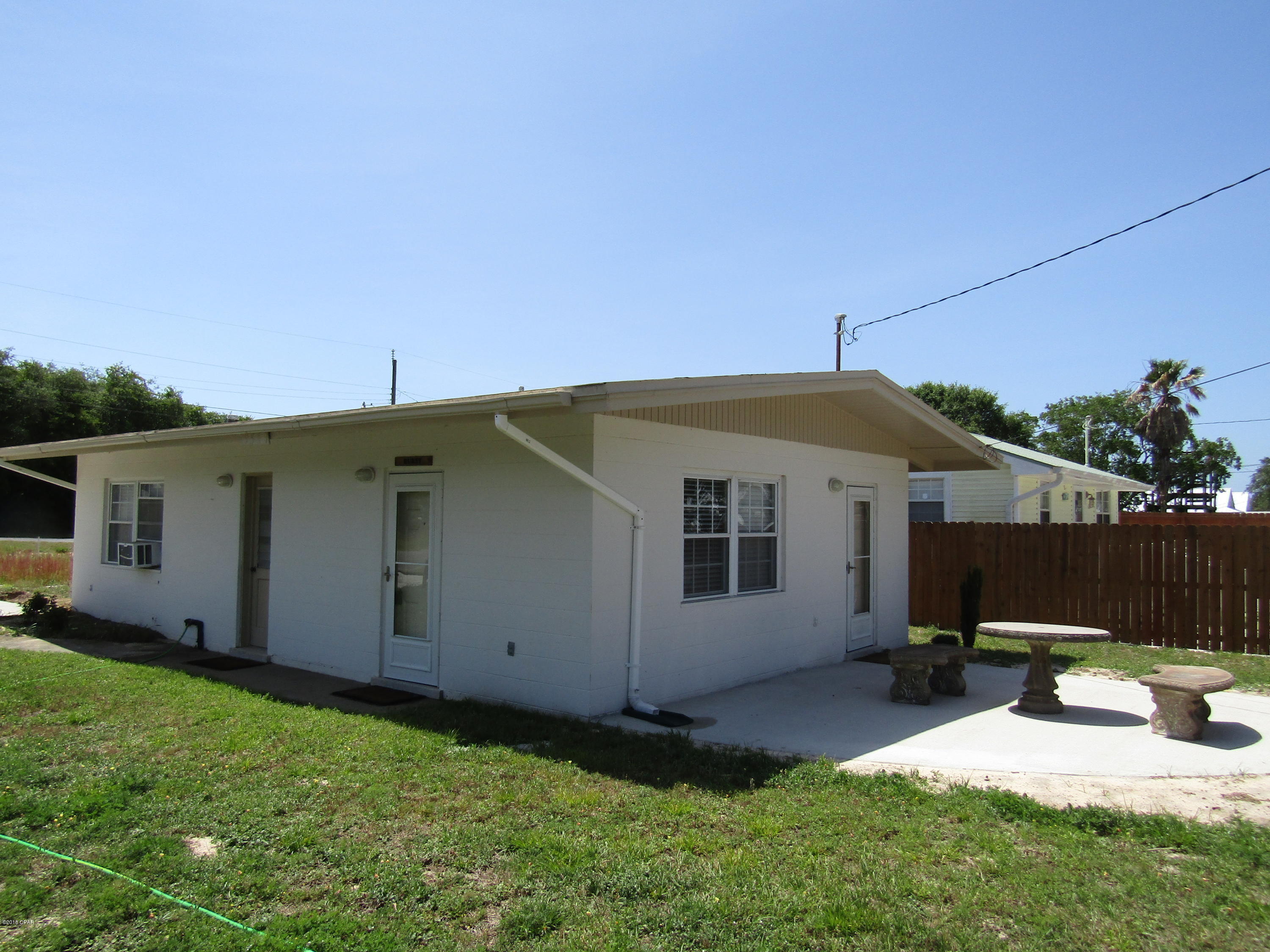 [No Recorded Subdiv] - Residential Lease