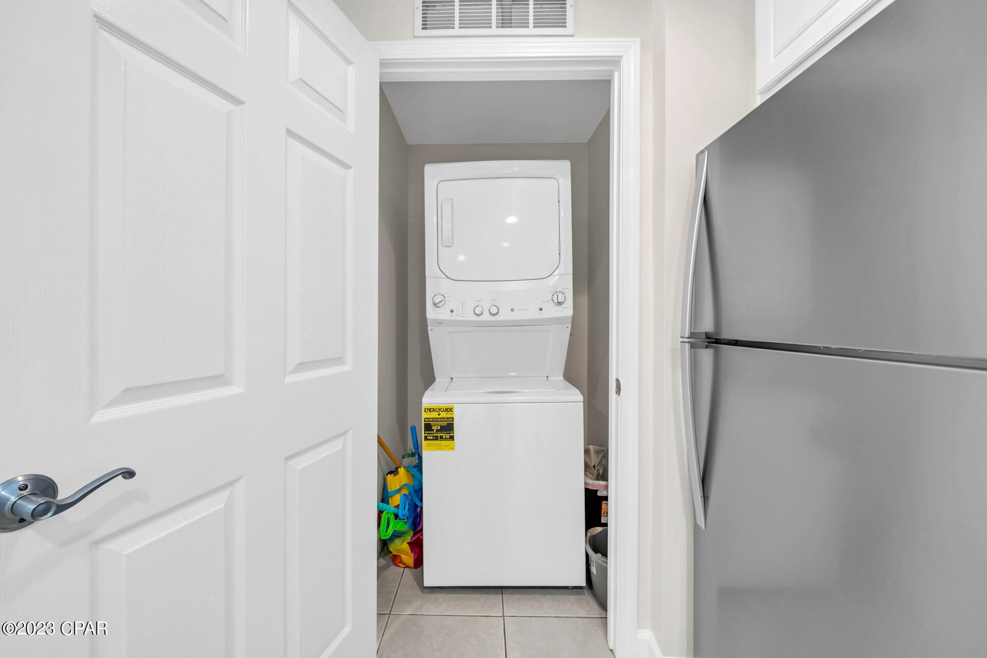 Splash Condo - Residential