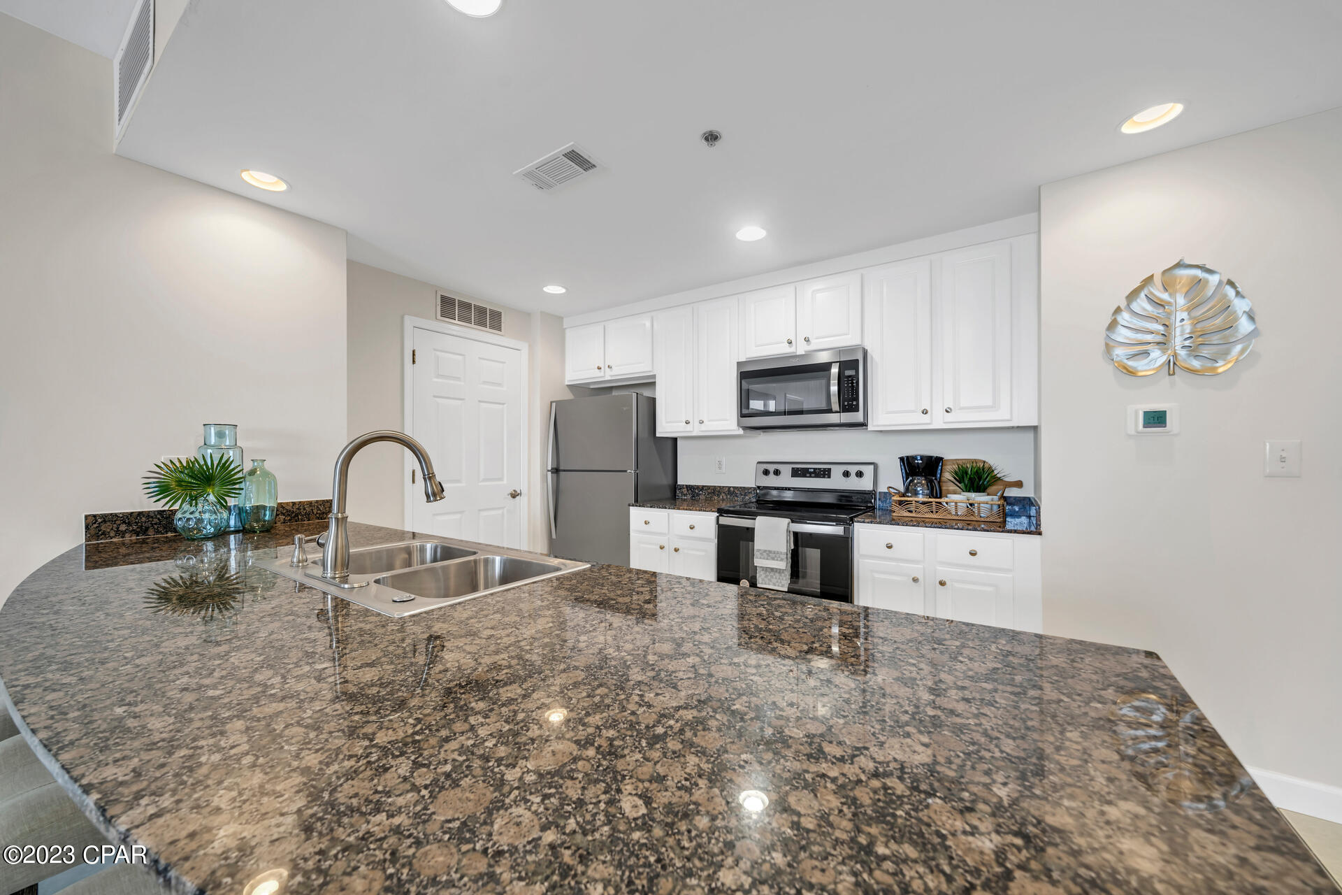 Splash Condo - Residential