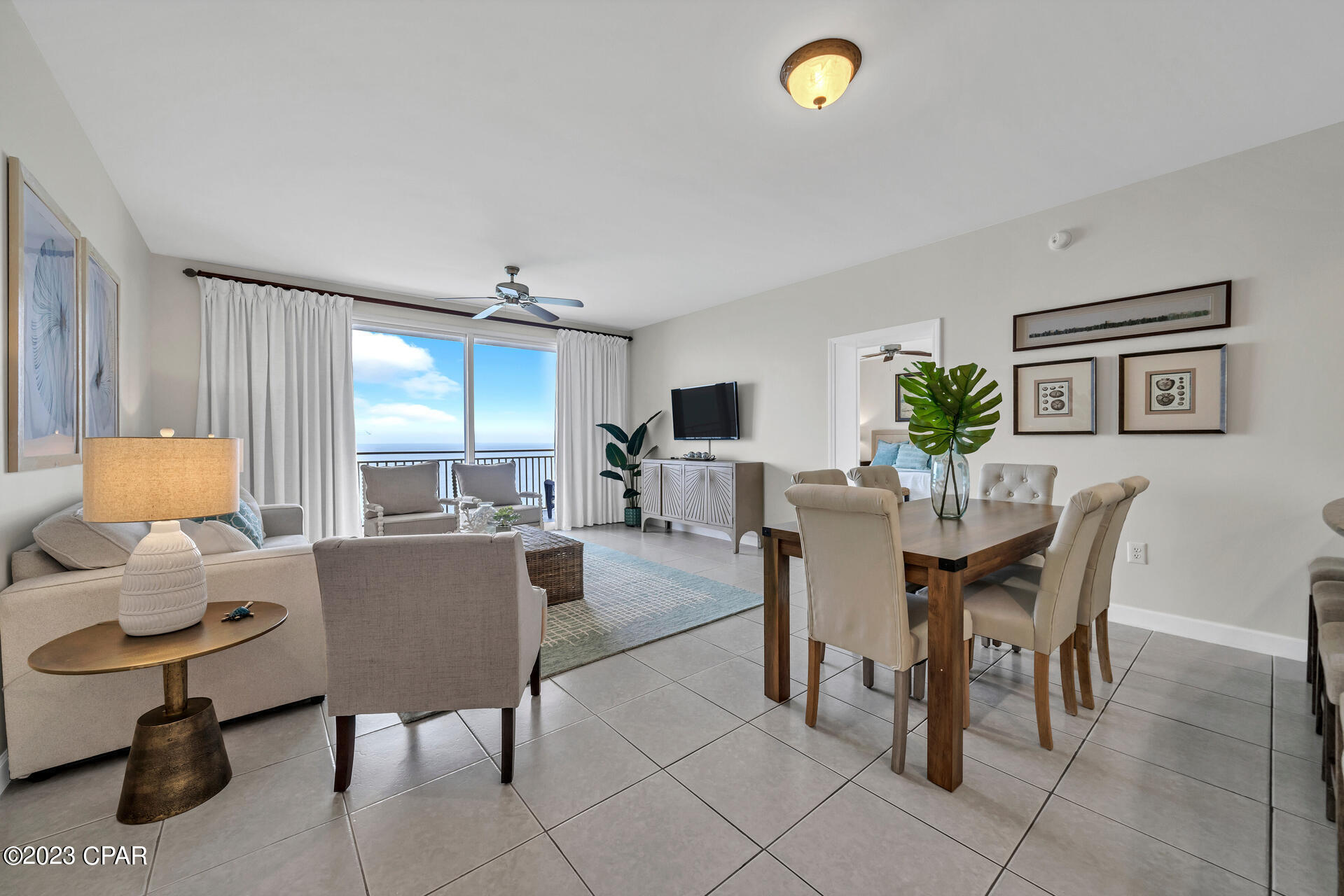 Splash Condo - Residential