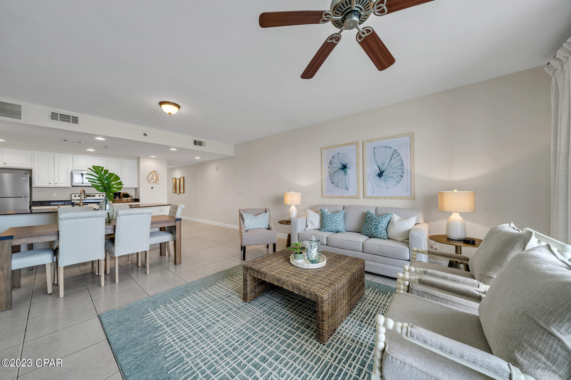 Splash Condo - Residential