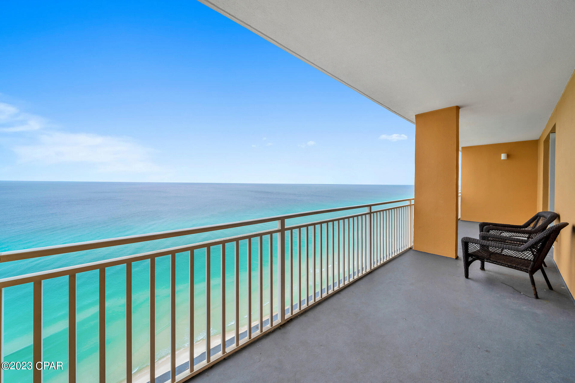 Splash Condo - Residential