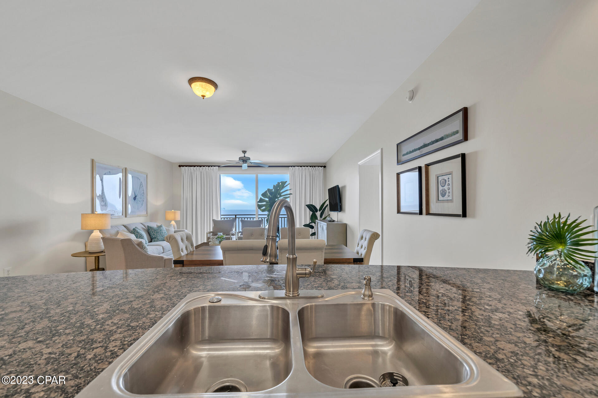 Splash Condo - Residential