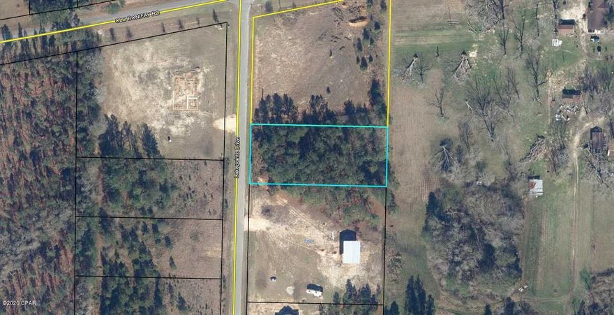 Great buildable lot in Lakepointe Subdivision.