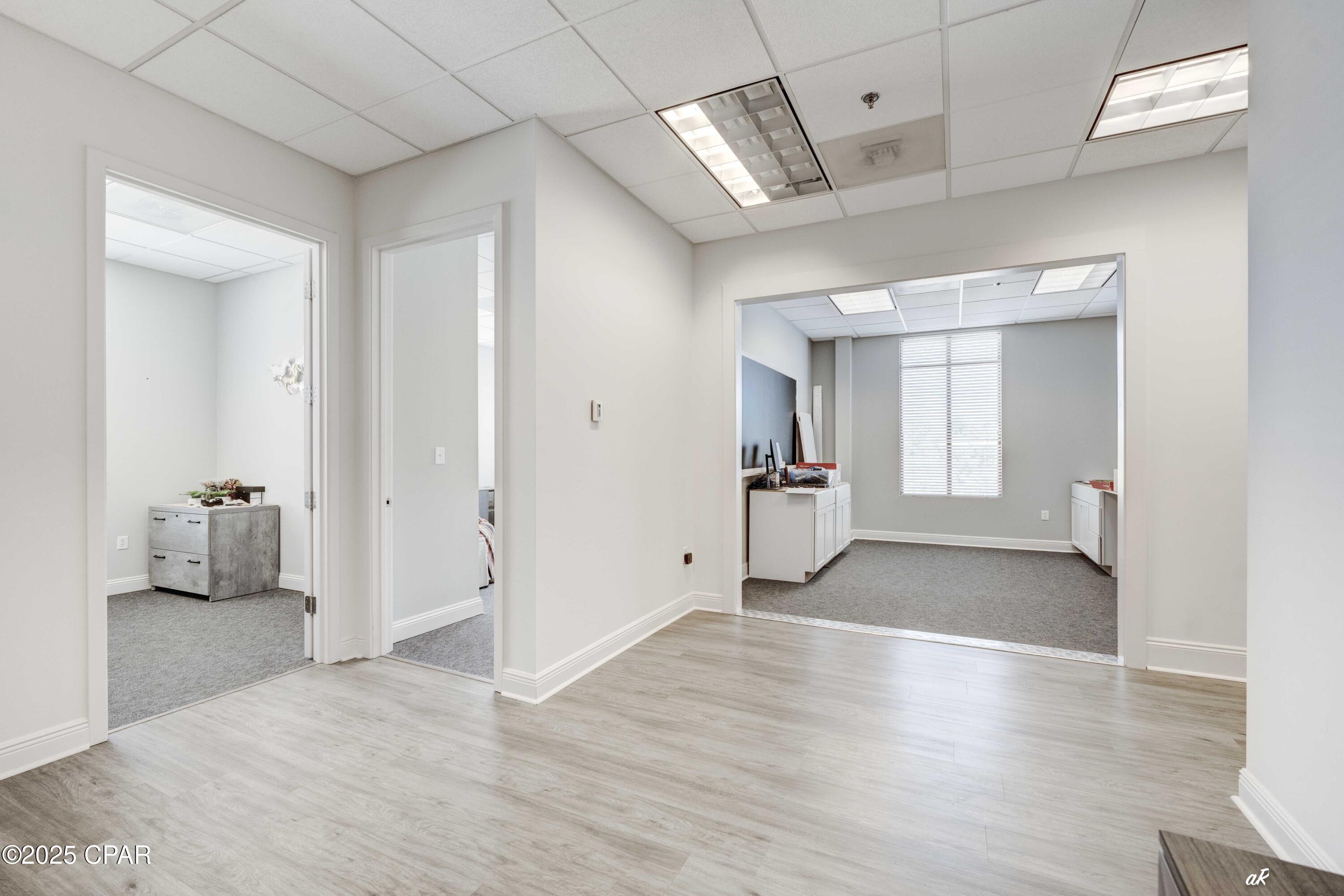 E Destin No Og 98 - Commercial Lease