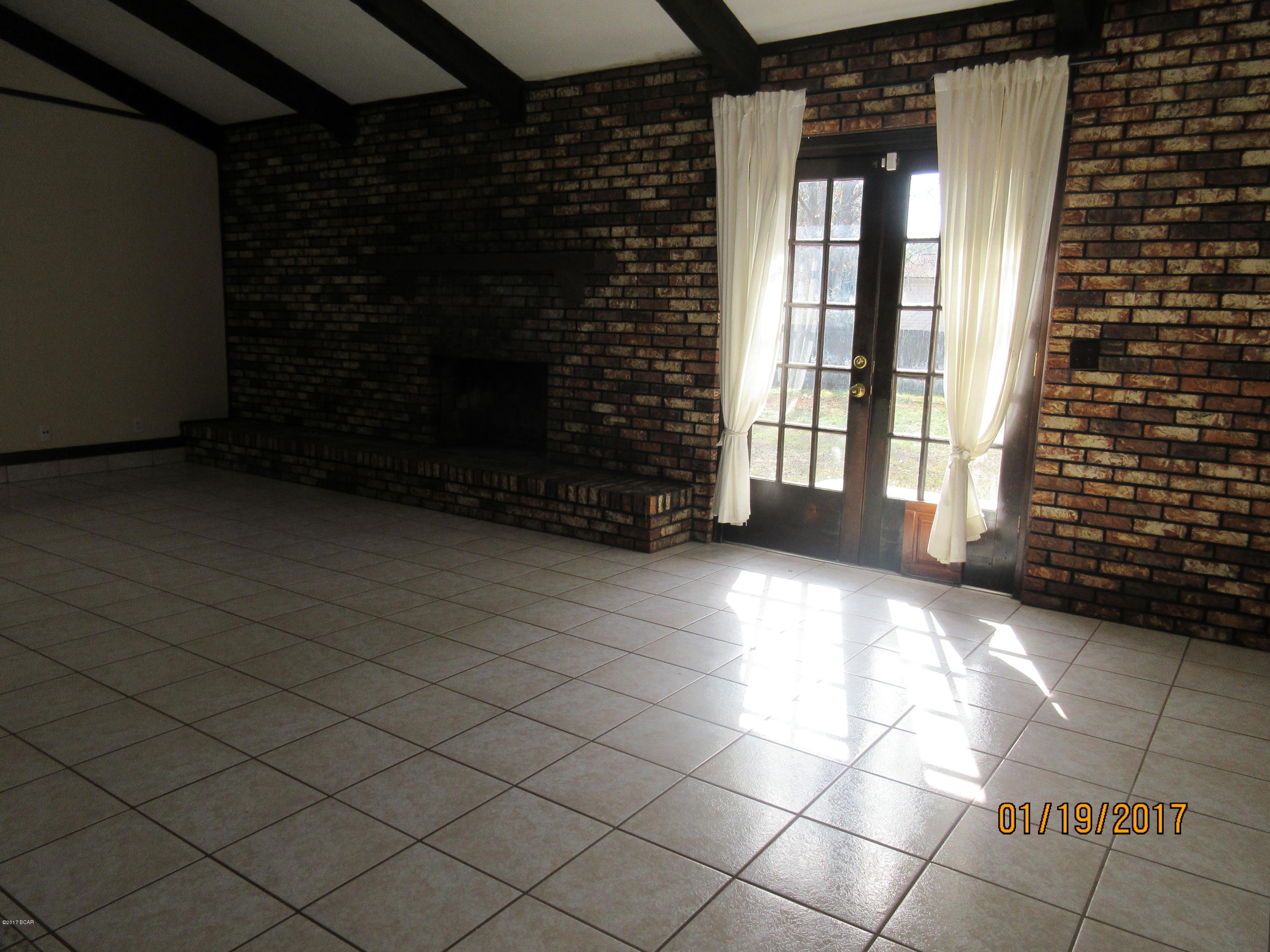 Pitts 1st Addto Parker - Residential Lease