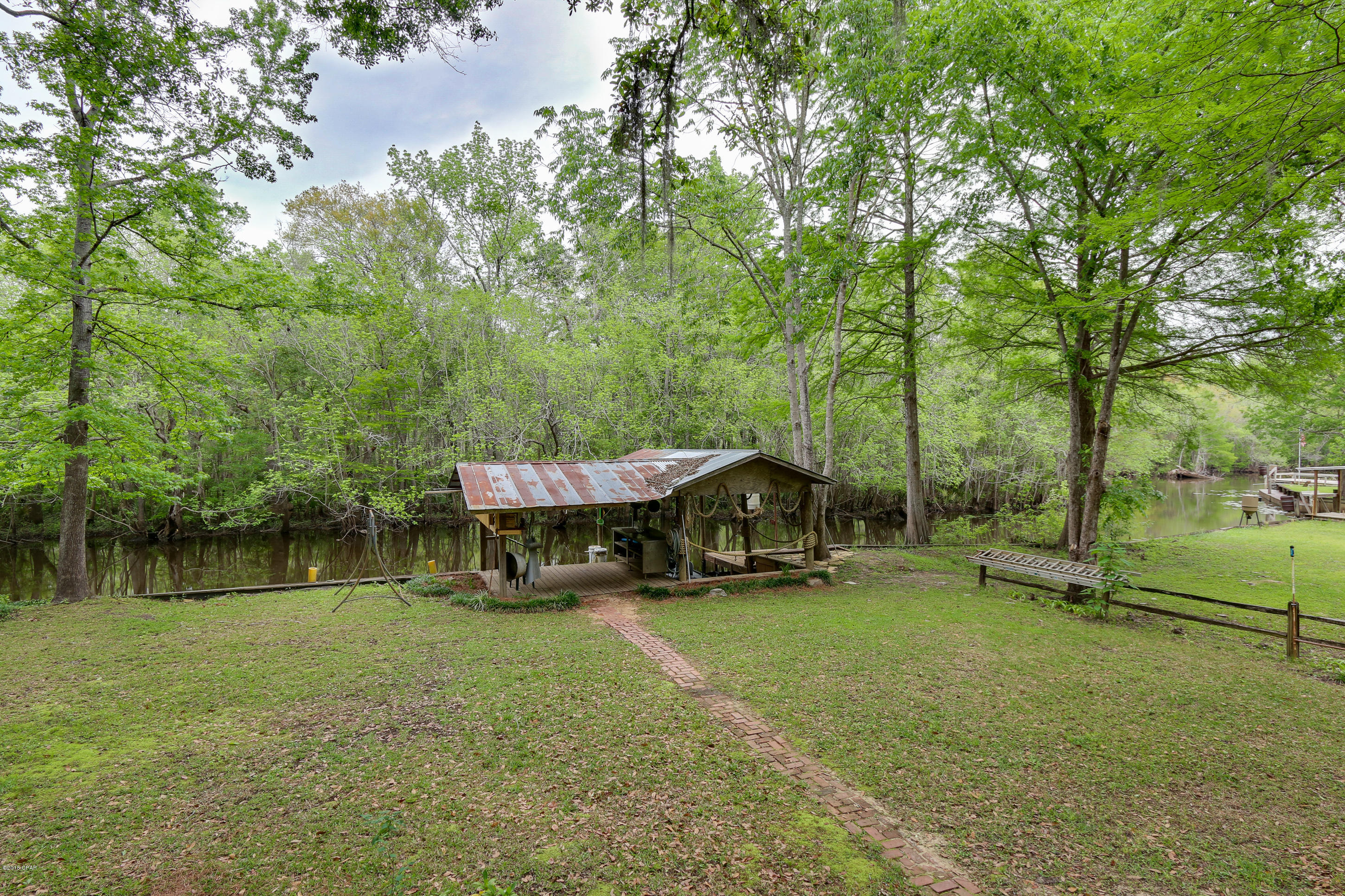 Steel Field Fish Camp - Residential