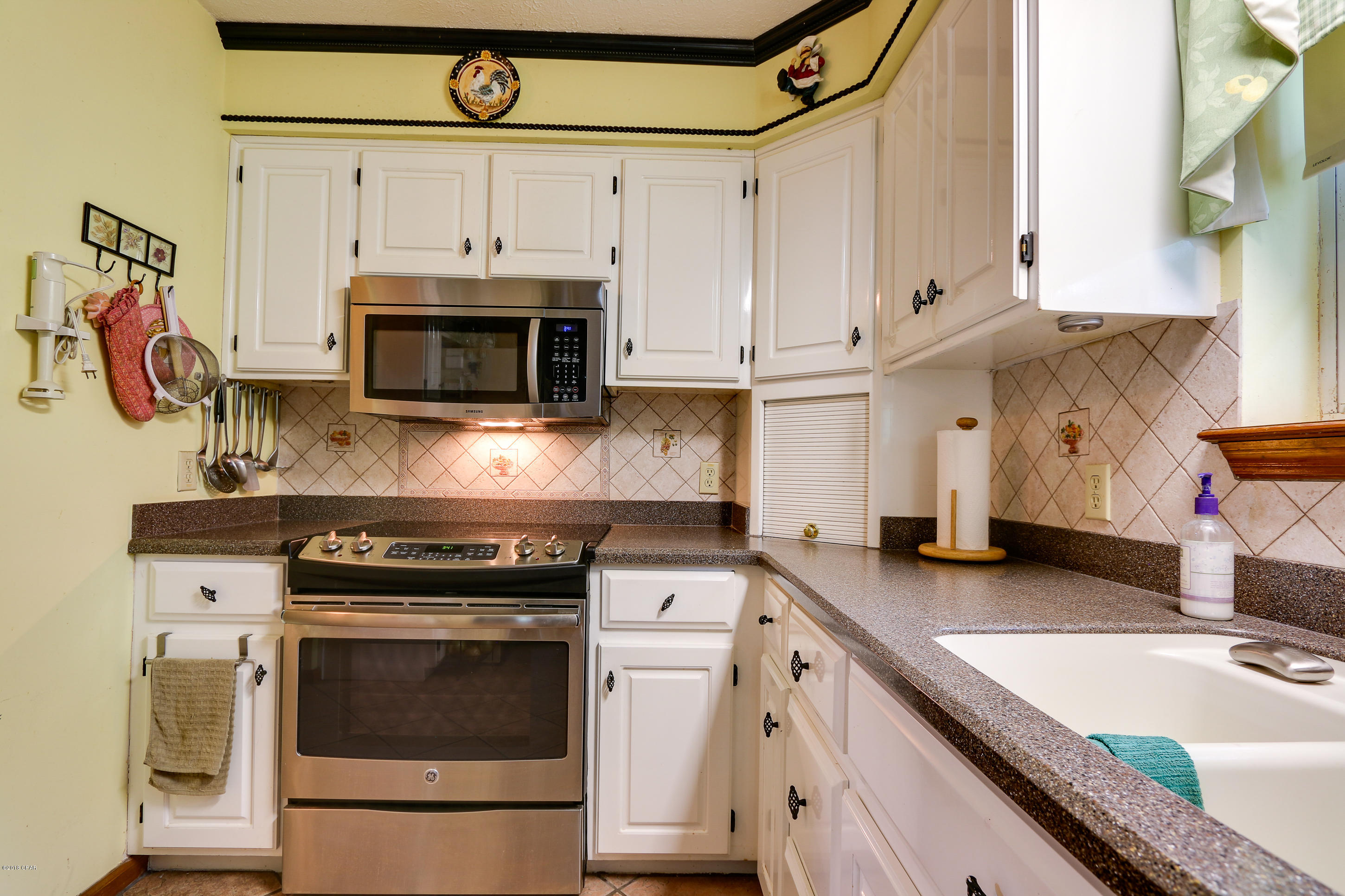 Steel Field Fish Camp - Residential