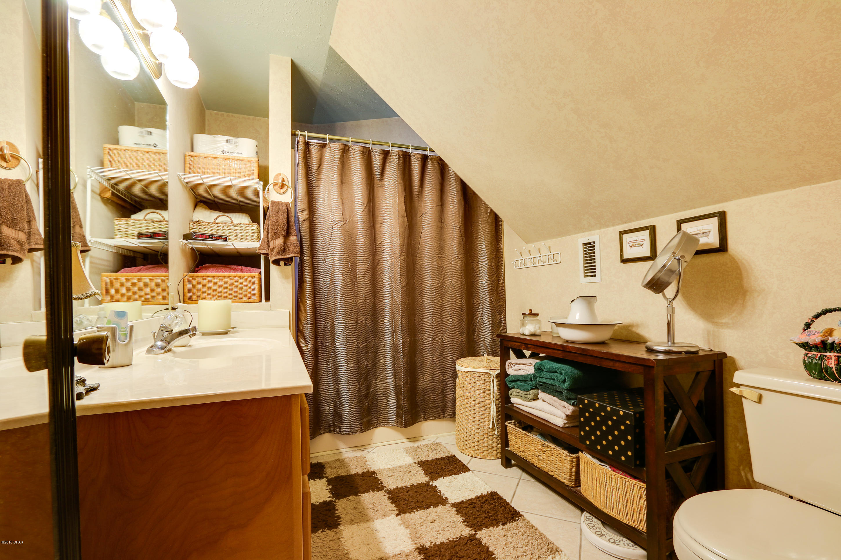 Steel Field Fish Camp - Residential