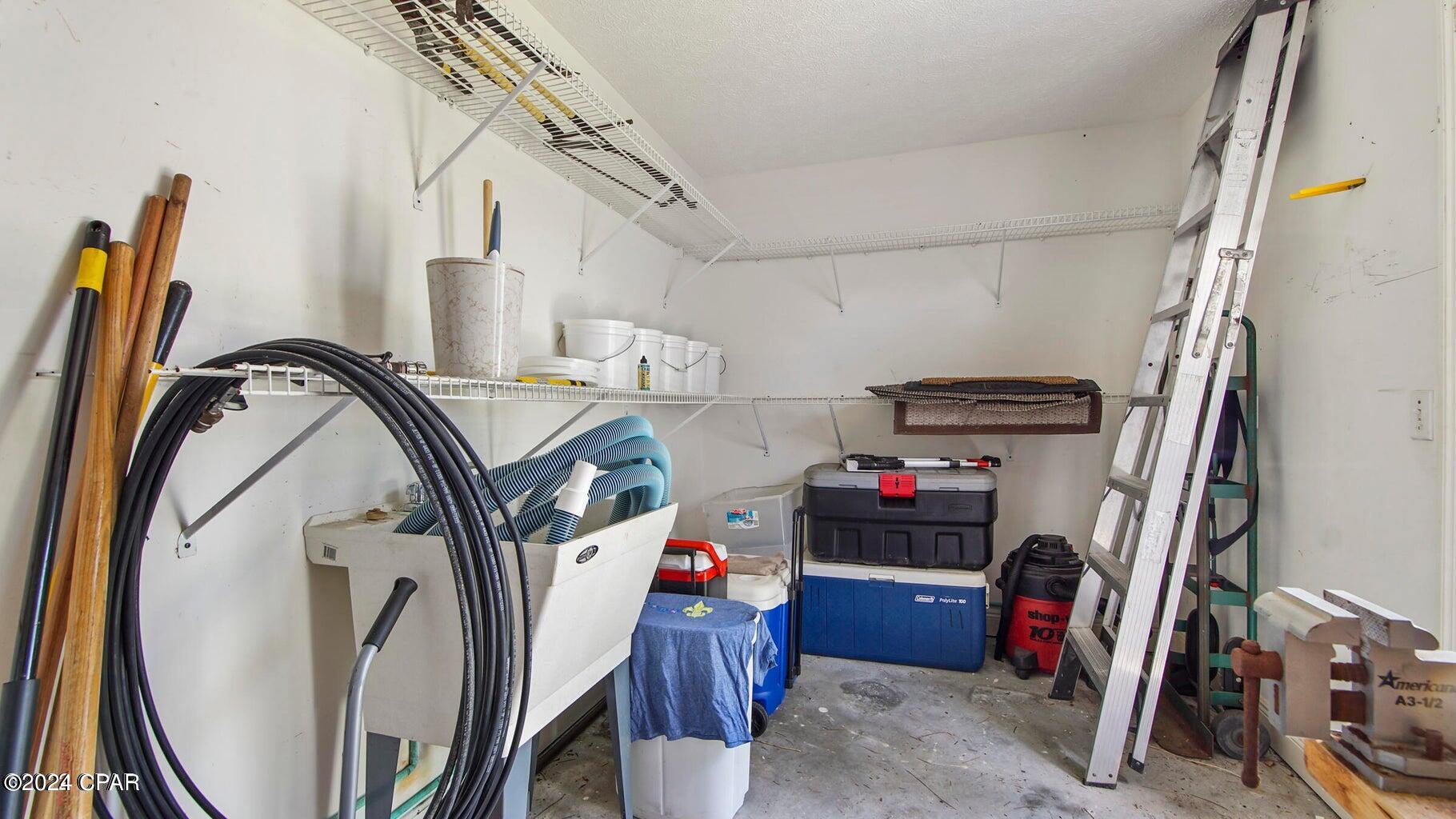 Colony Club Hrbr Ph 3 - Residential Lease