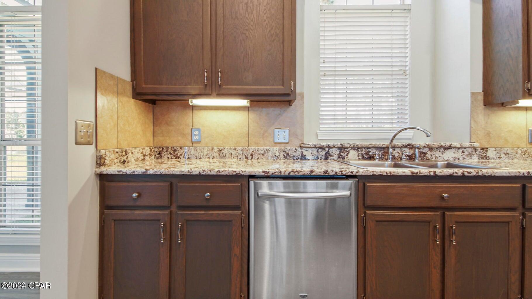 Colony Club Hrbr Ph 3 - Residential Lease