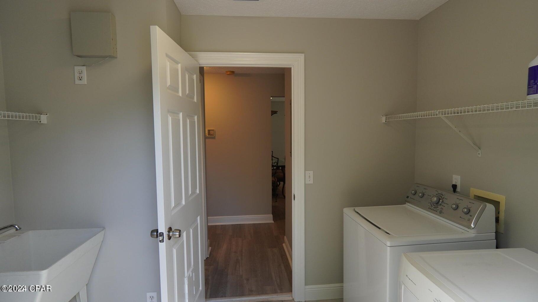 Colony Club Hrbr Ph 3 - Residential Lease