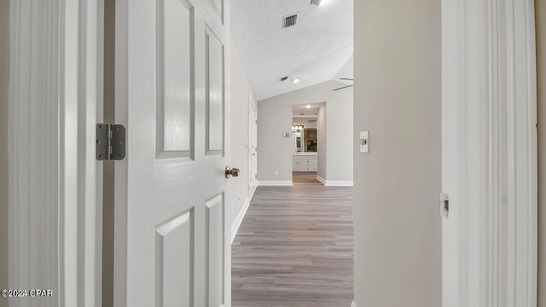 Colony Club Hrbr Ph 3 - Residential Lease