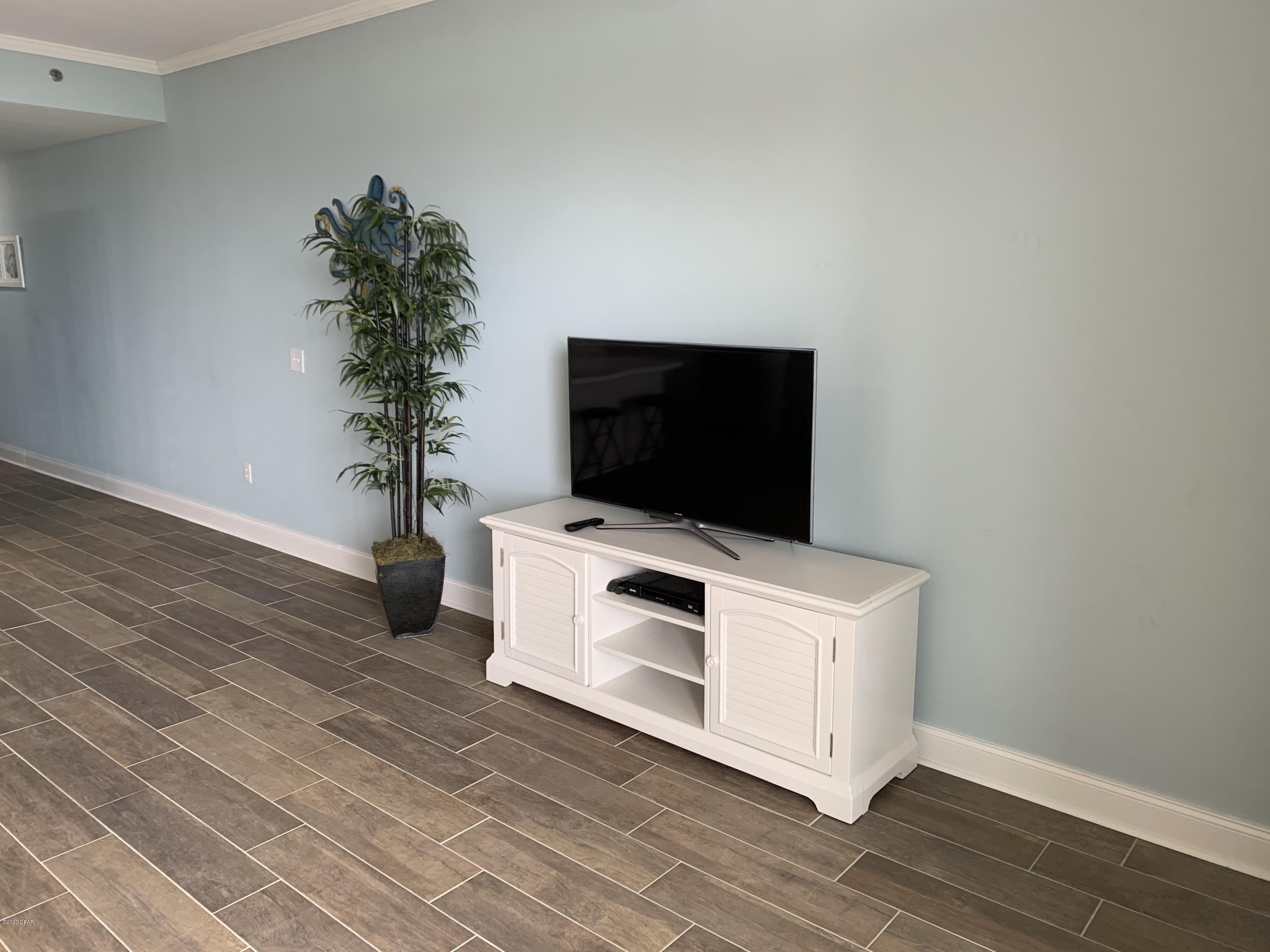 Laketown Wharf Phase II - Residential