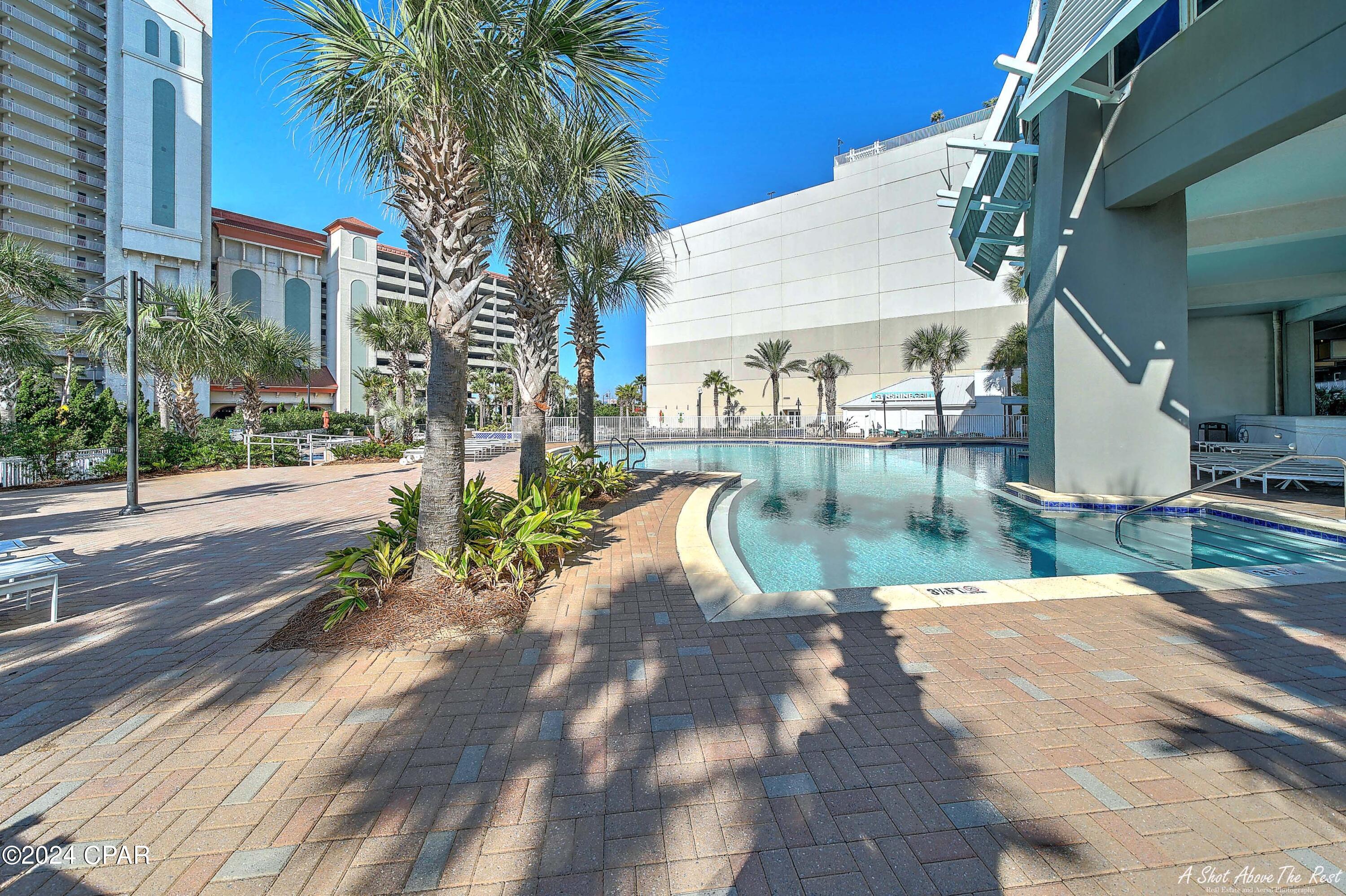 Laketown Wharf - Residential