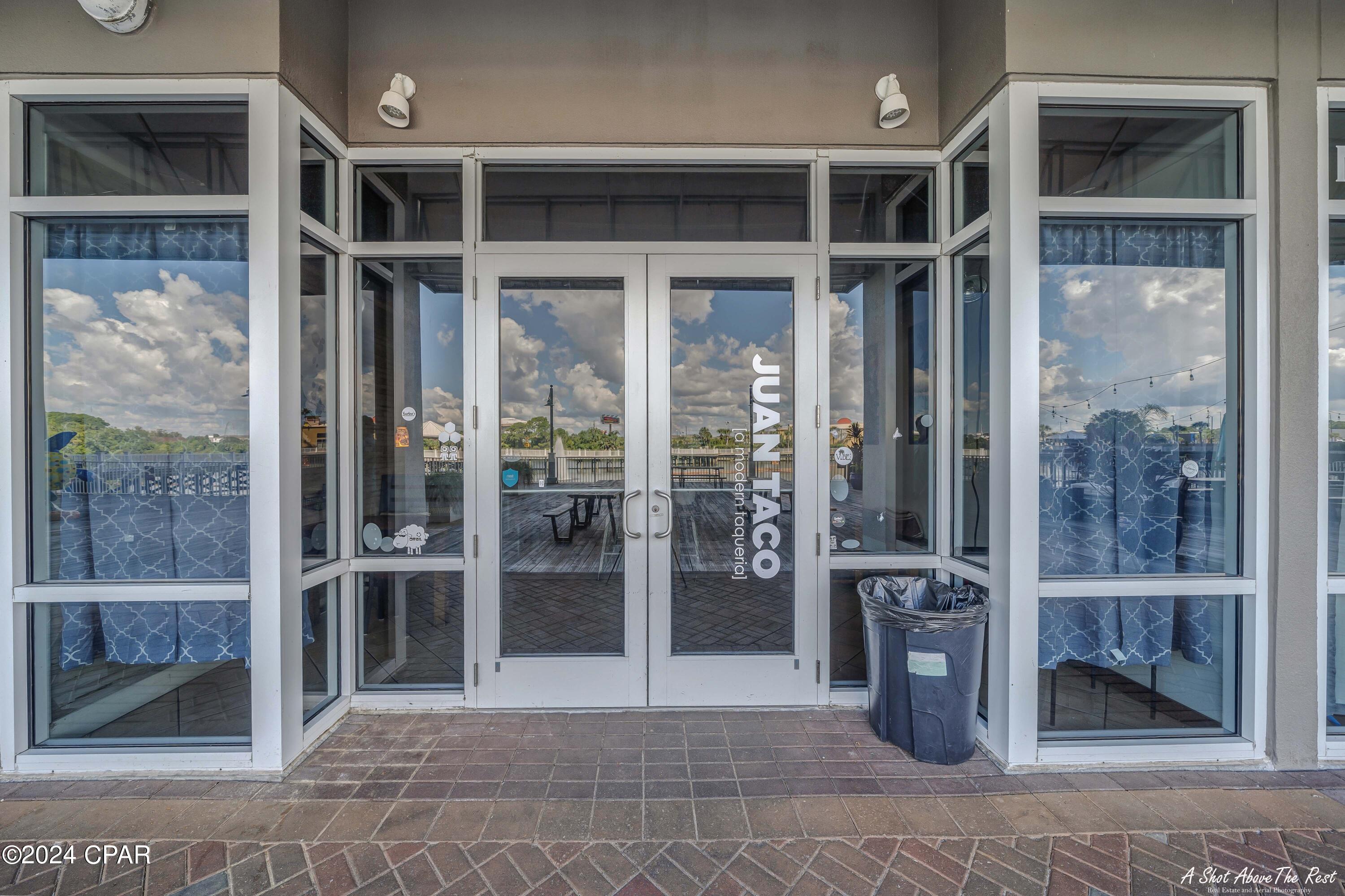 Laketown Wharf - Residential