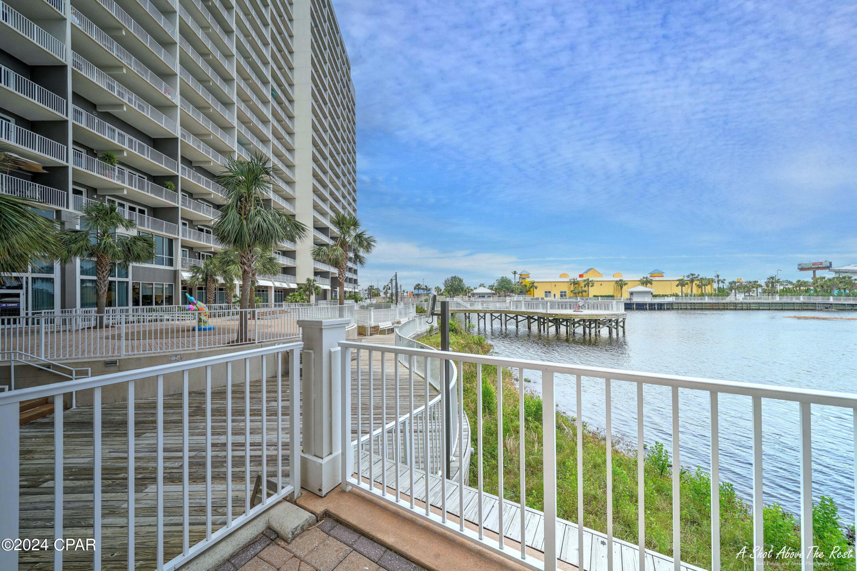 Laketown Wharf - Residential