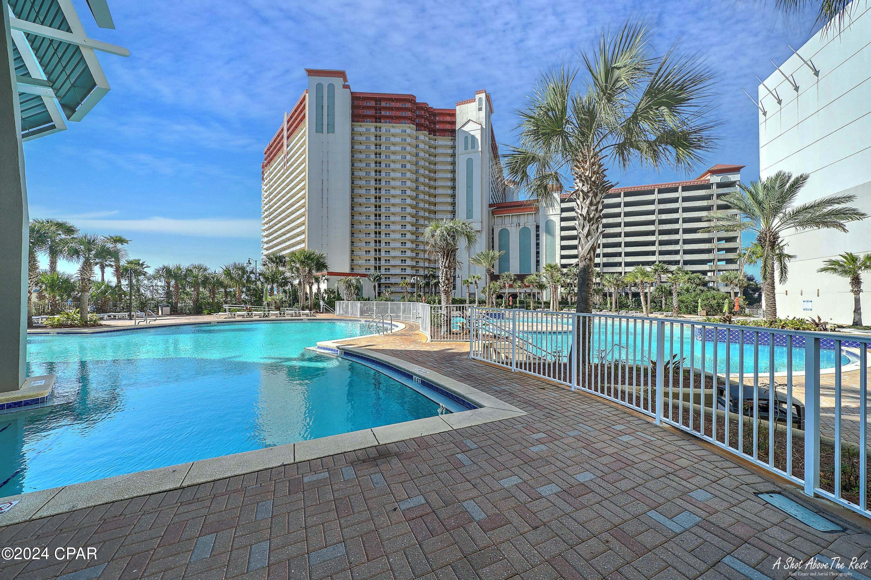 Laketown Wharf - Residential