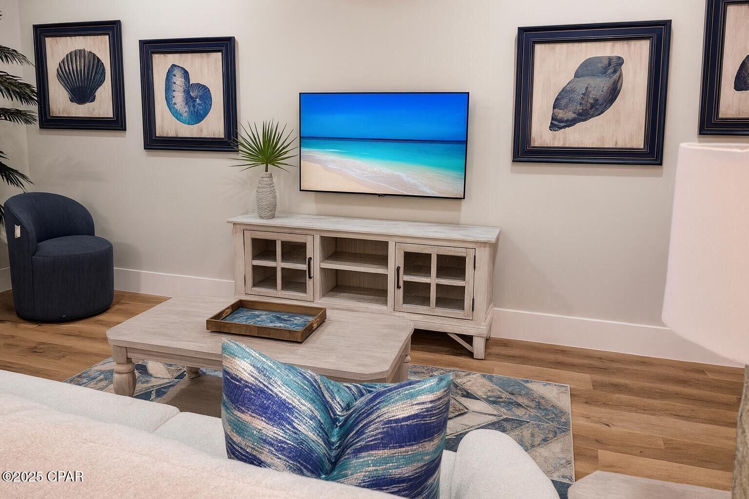 Pines 6th Add - Residential