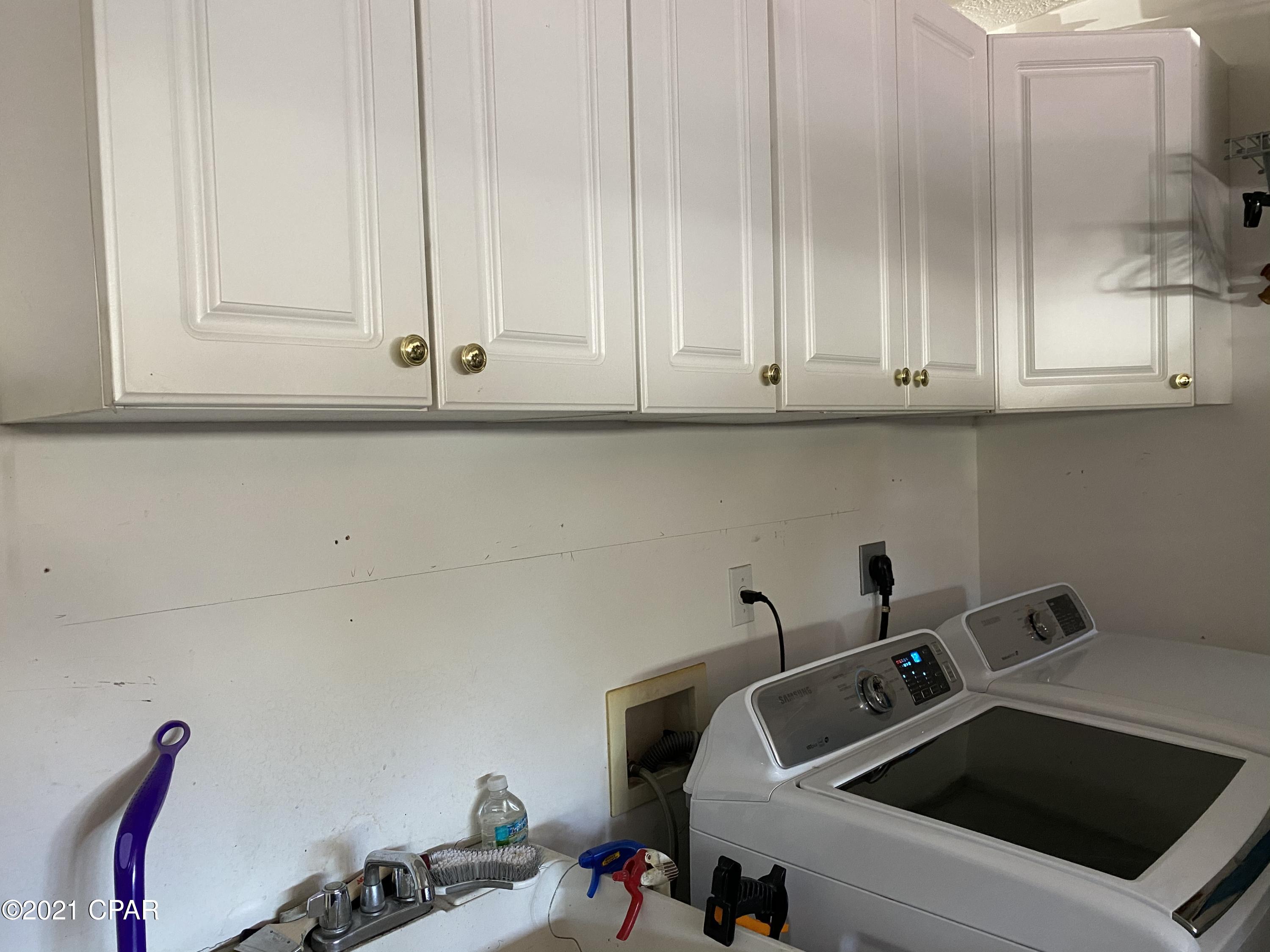 Laguna Beach Estates 7th Add - Residential