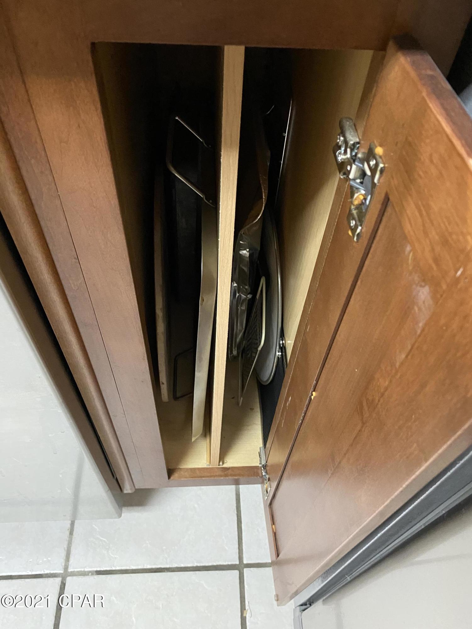 Laguna Beach Estates 7th Add - Residential