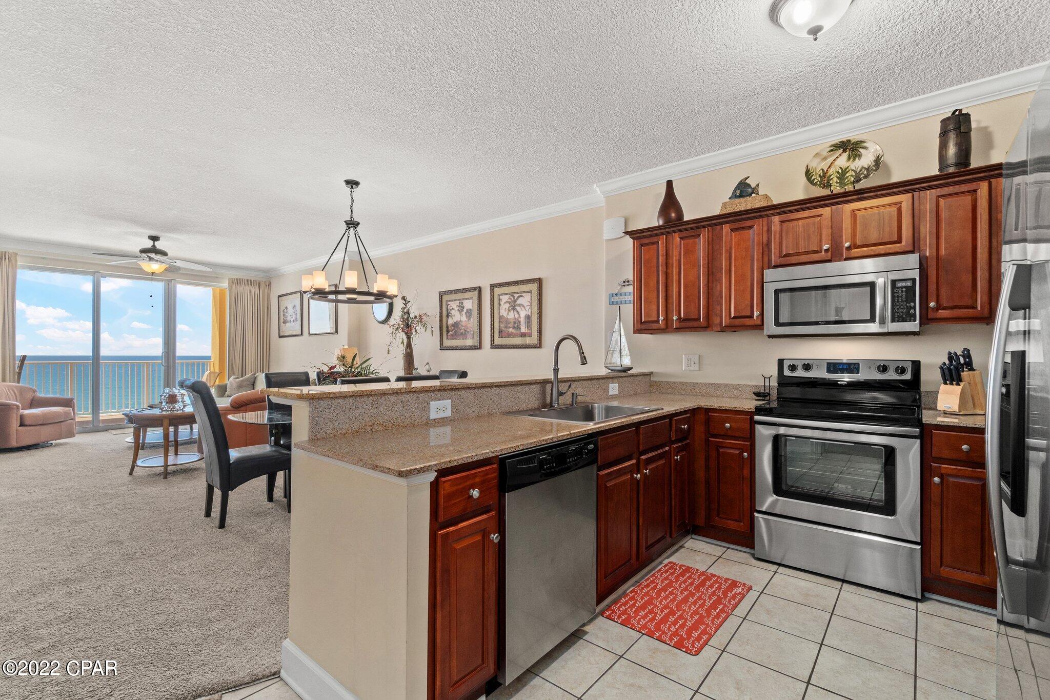 Tropic Winds - Residential