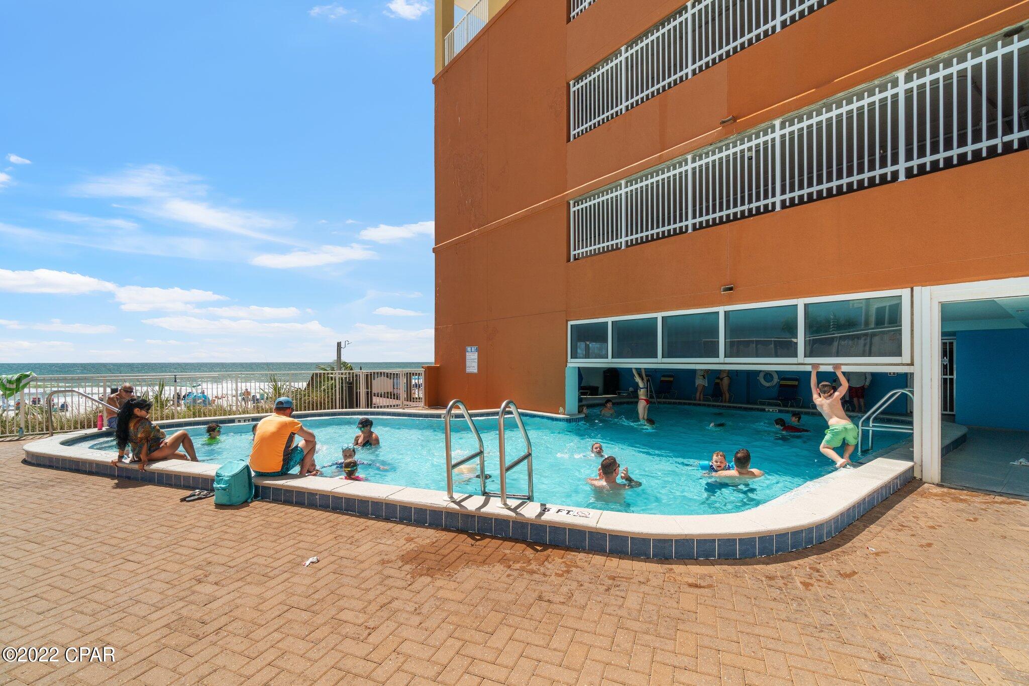 Tropic Winds - Residential