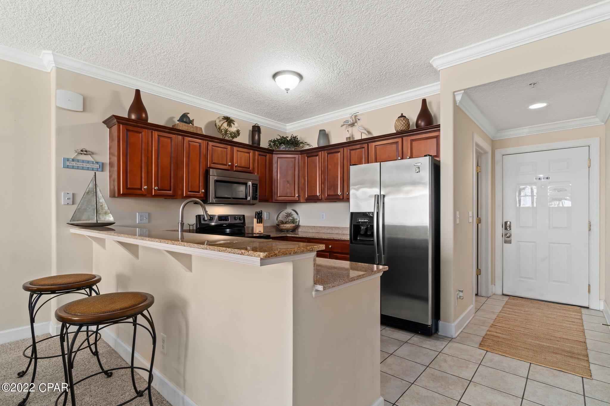 Tropic Winds - Residential