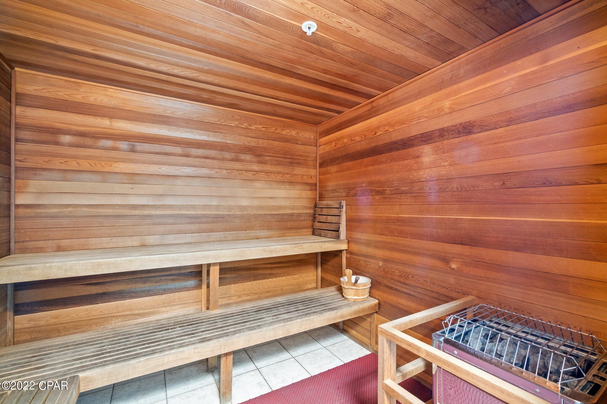 Tropic Winds - Residential