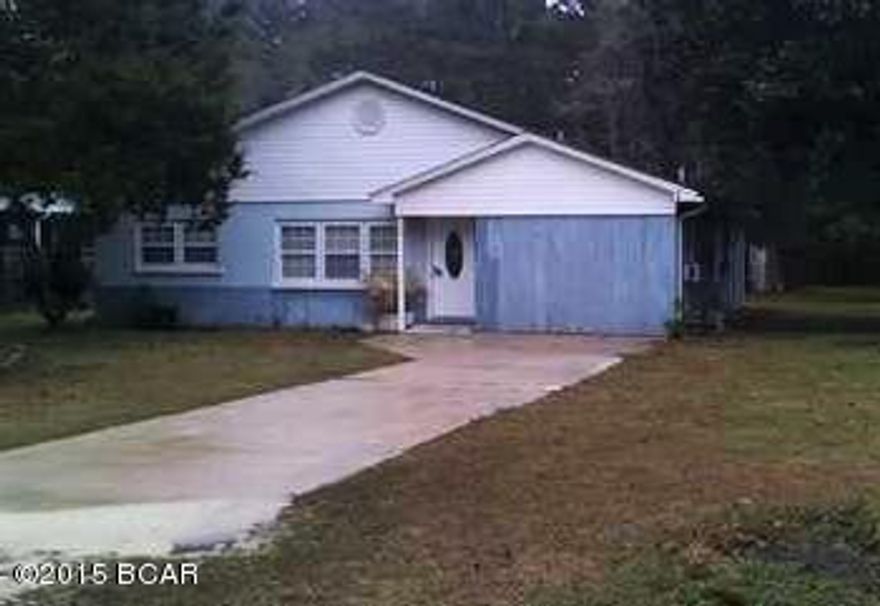 Nice 3 bedroom Home Close to Tyndall AFB, the mall, restaurants, Best Buy and walking distance to public school. The house has great bones but does need new carpet and a good bath. But for $50,000 it is a great buy.. Especially for an investor should rent for $750/mo...all sizes are approx and if need to know exact please measure