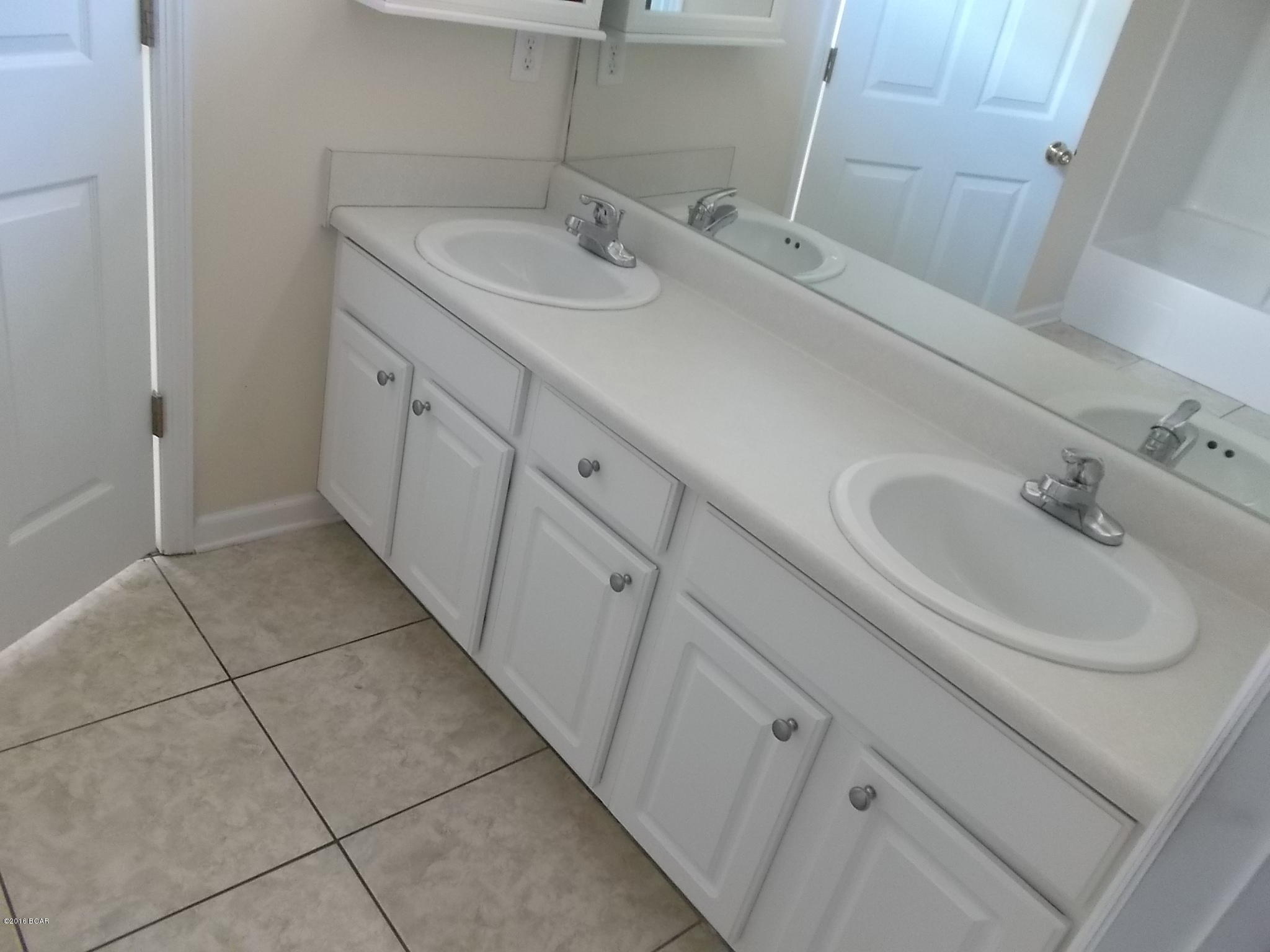 Palm Cove Phase II - Residential Lease