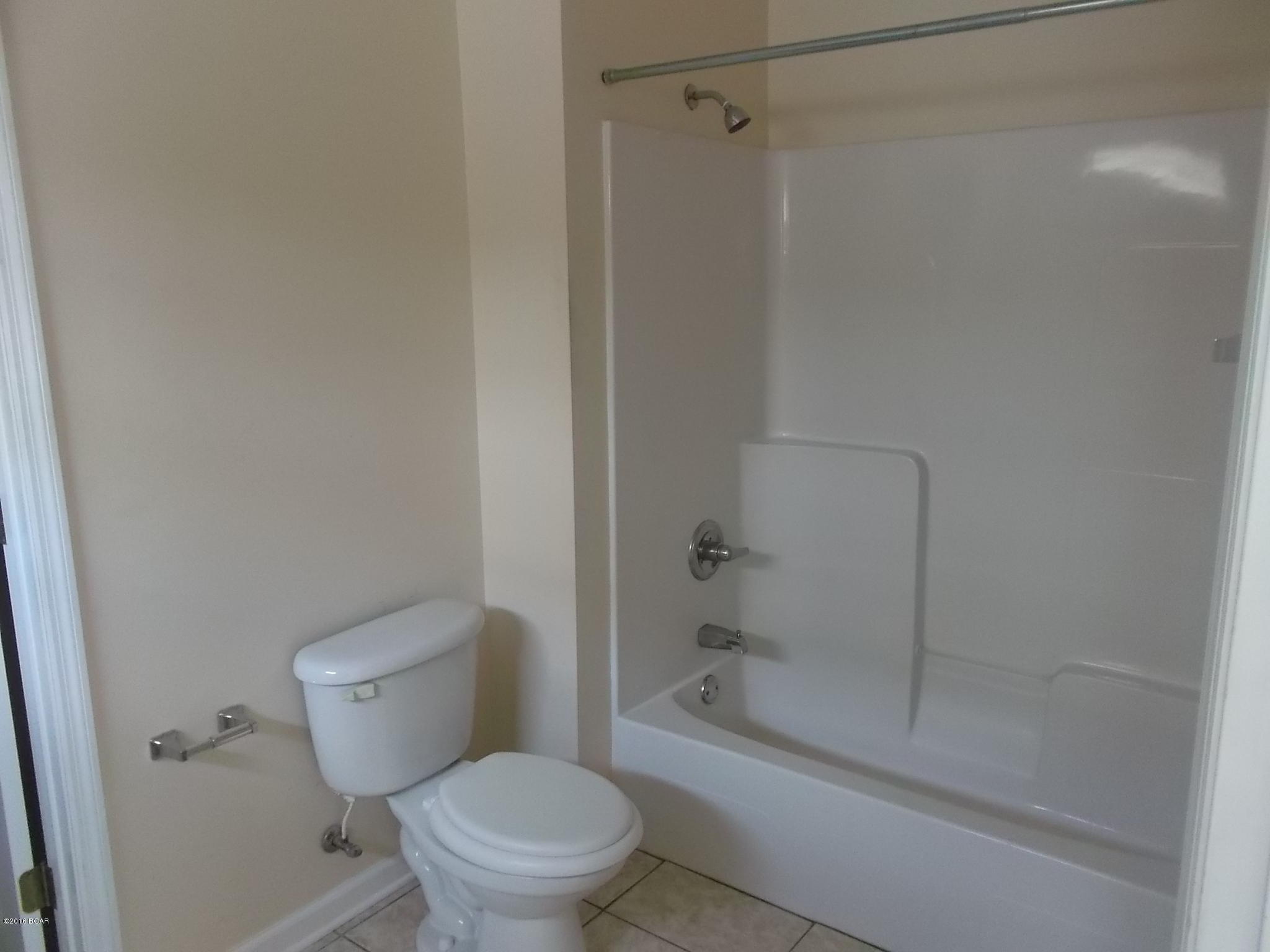 Palm Cove Phase II - Residential Lease