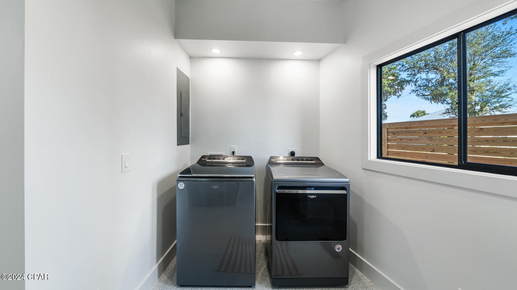 Shoreline Properties#1 - Residential