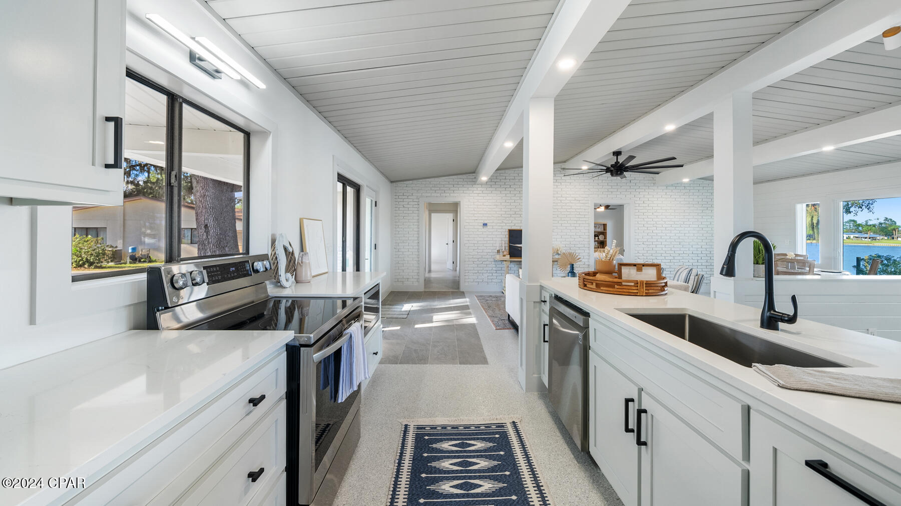 Shoreline Properties#1 - Residential