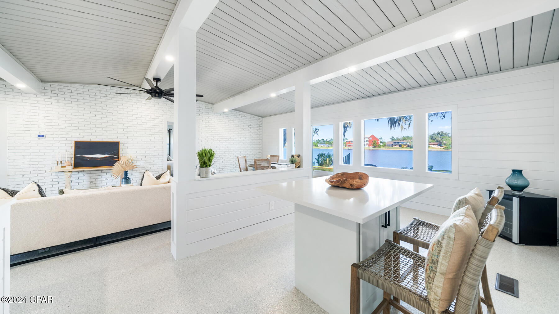 Shoreline Properties#1 - Residential