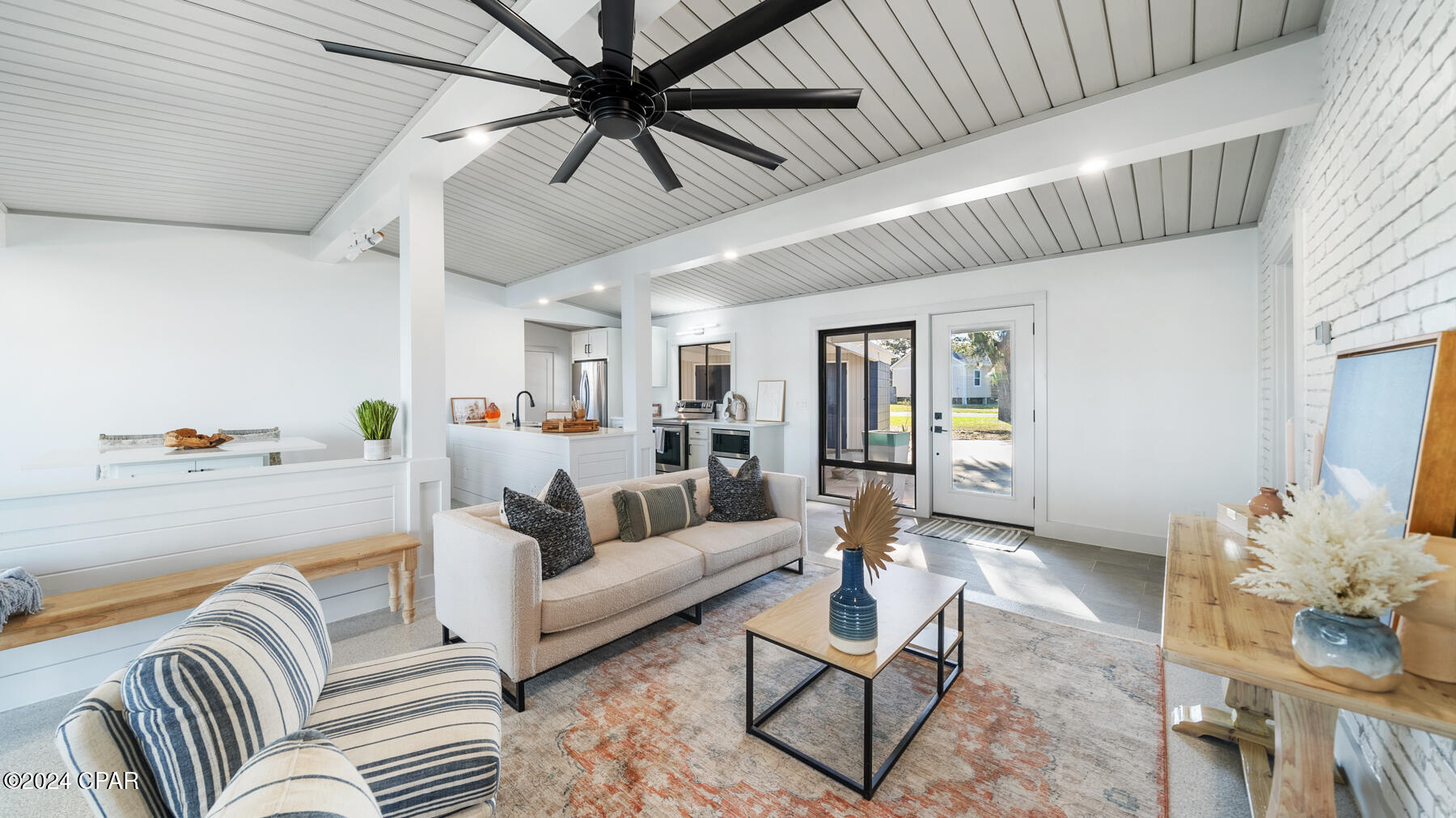 Shoreline Properties#1 - Residential