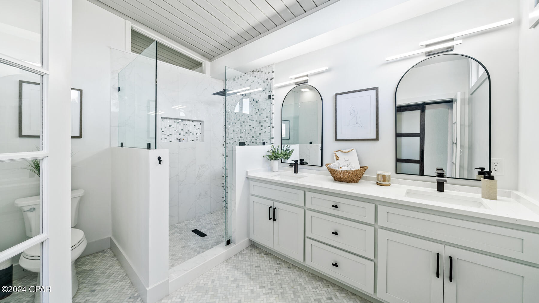 Shoreline Properties#1 - Residential