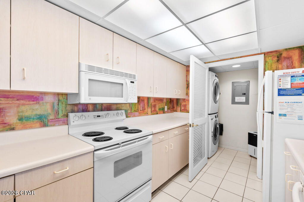 Long Beach Towers III - Residential