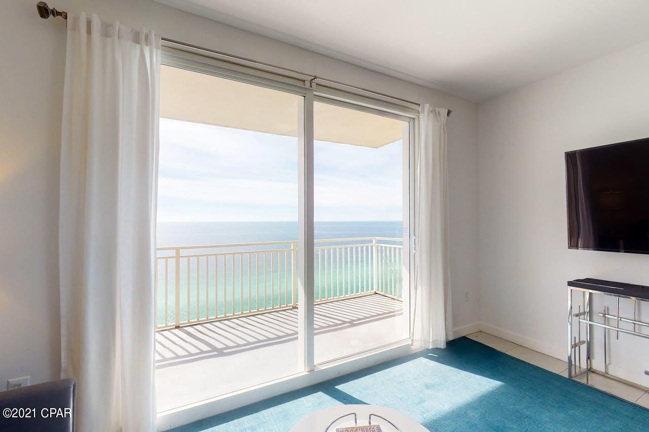 Splash Condo - Residential