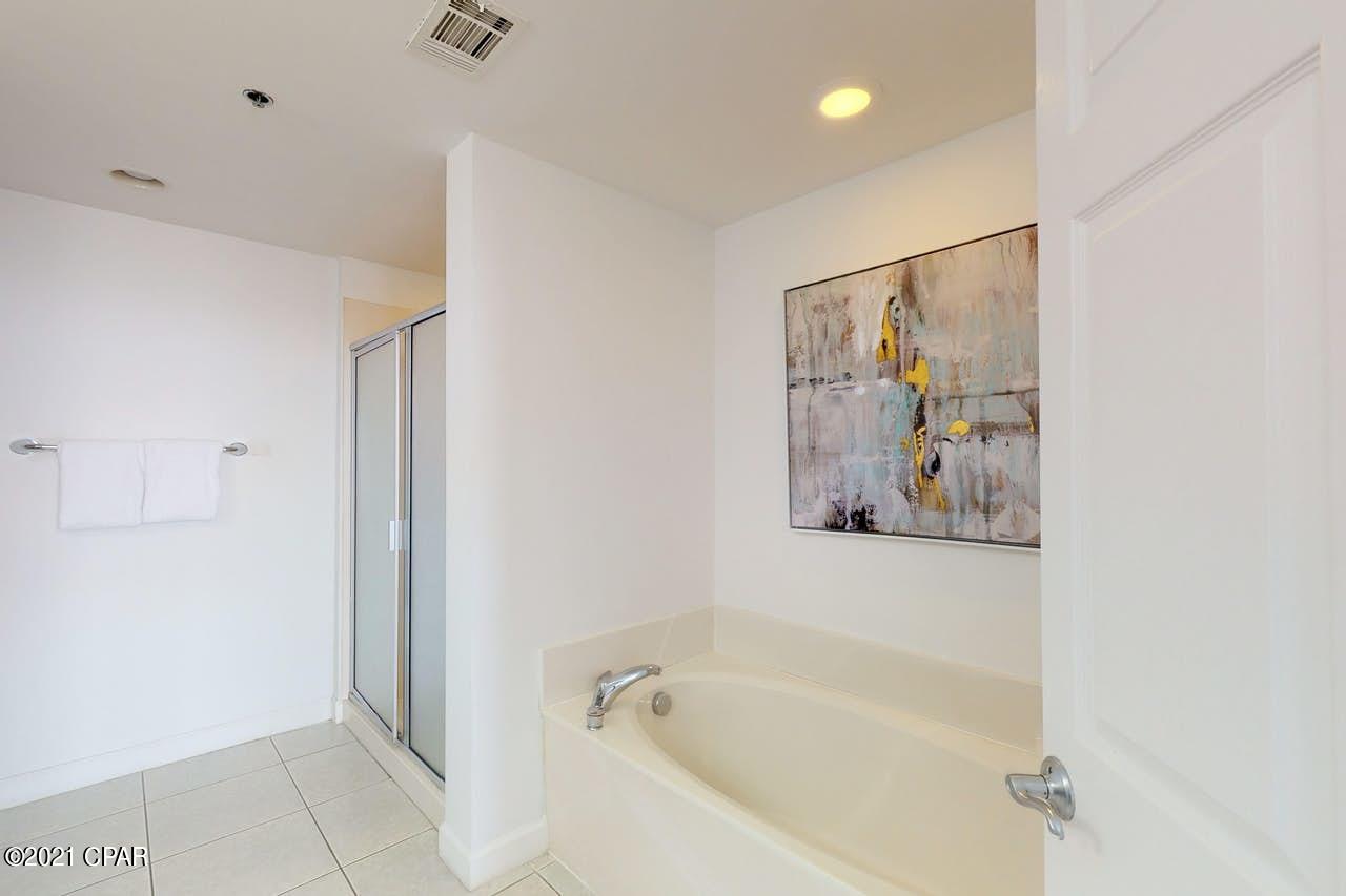 Splash Condo - Residential