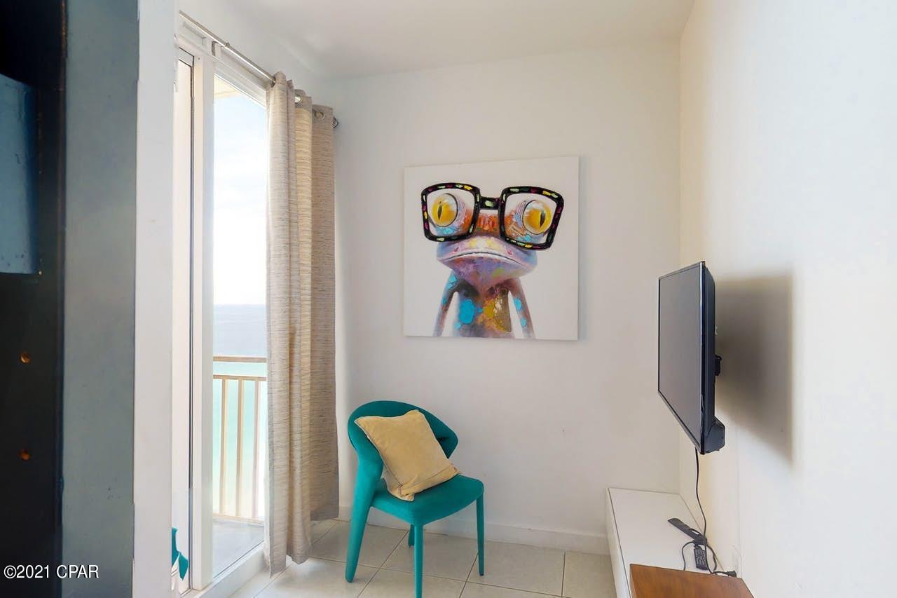 Splash Condo - Residential