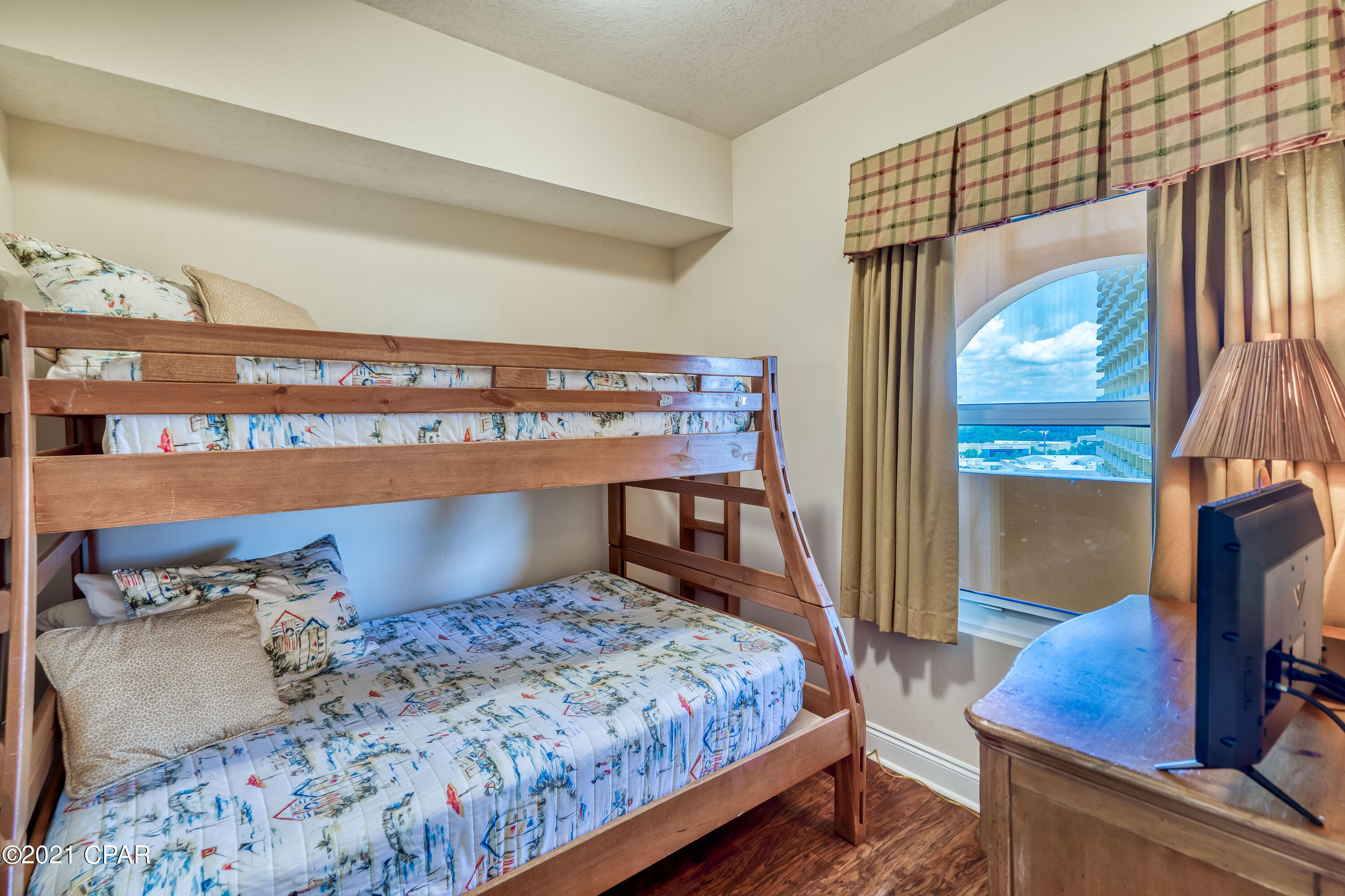 Calypso Towers II - Residential