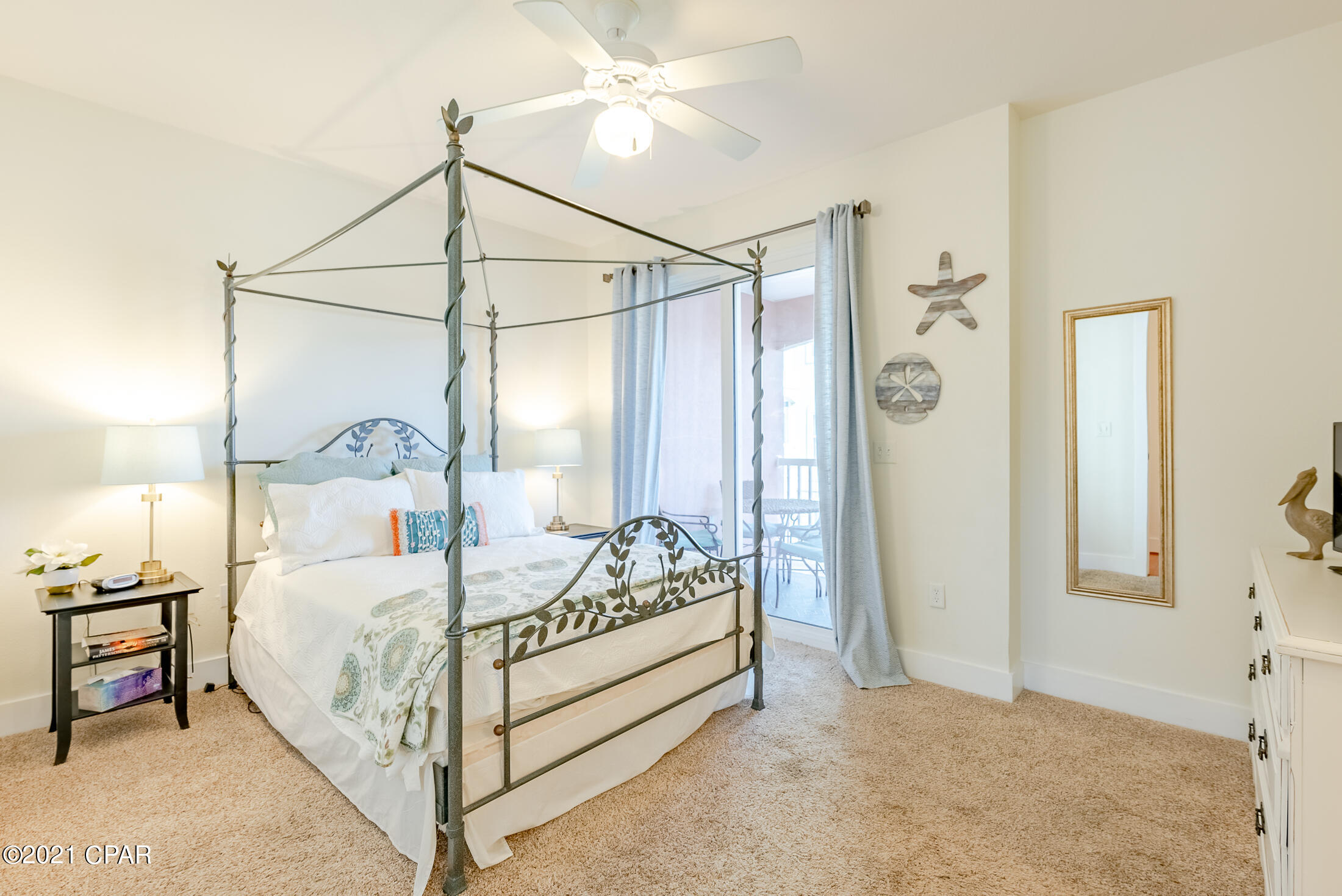 Casa Del Mar - Residential