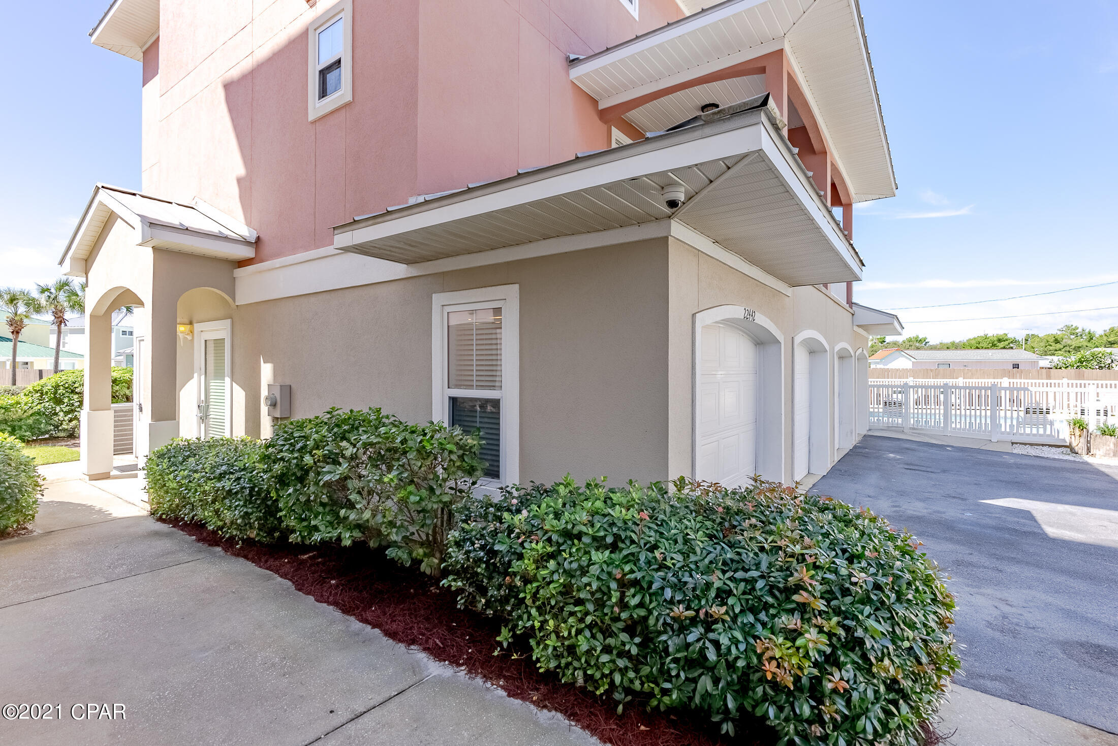 Casa Del Mar - Residential