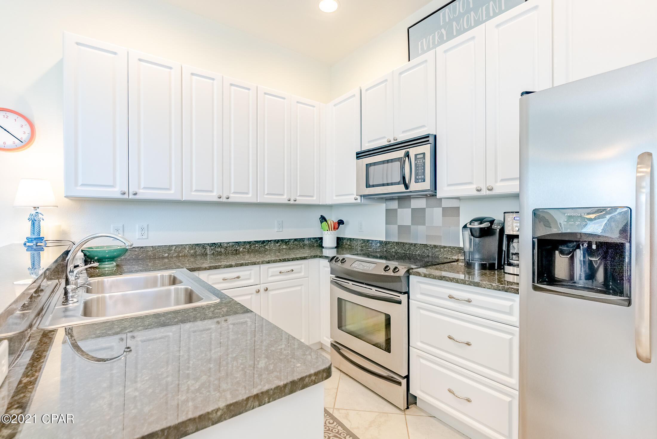 Casa Del Mar - Residential