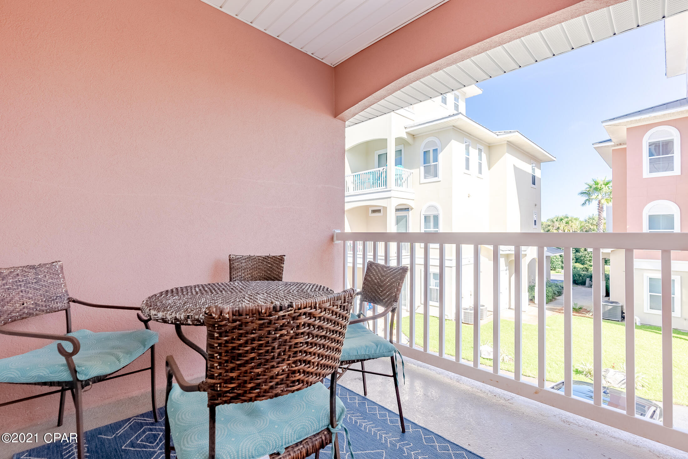 Casa Del Mar - Residential