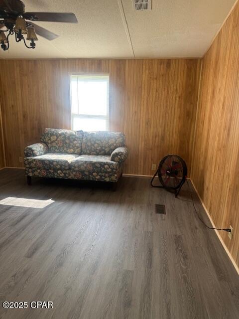 Panama City, Florida 32409, United States, 2 Bedrooms Bedrooms, ,2 BathroomsBathrooms,Residential,Active,161656